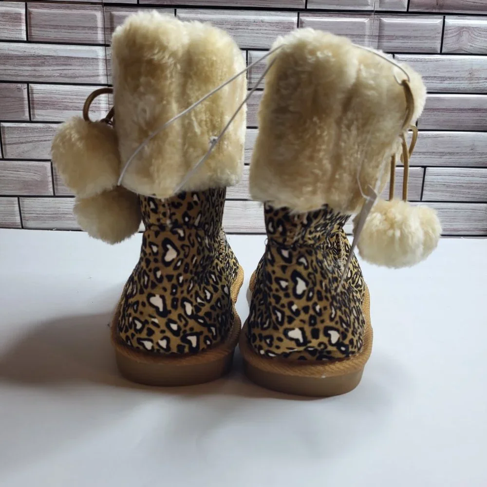 New US Sport Shoe Girls Size 2‎ Moccasin Style Boot Leopard Print Faux Fur Comfy